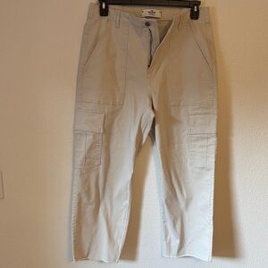 Hollister Women’s  Light Tan Cargo Pants